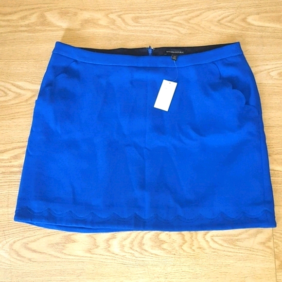 Banana Republic Royal Blue Scallop Skirt Sz 14 NEW - Picture 1 of 5